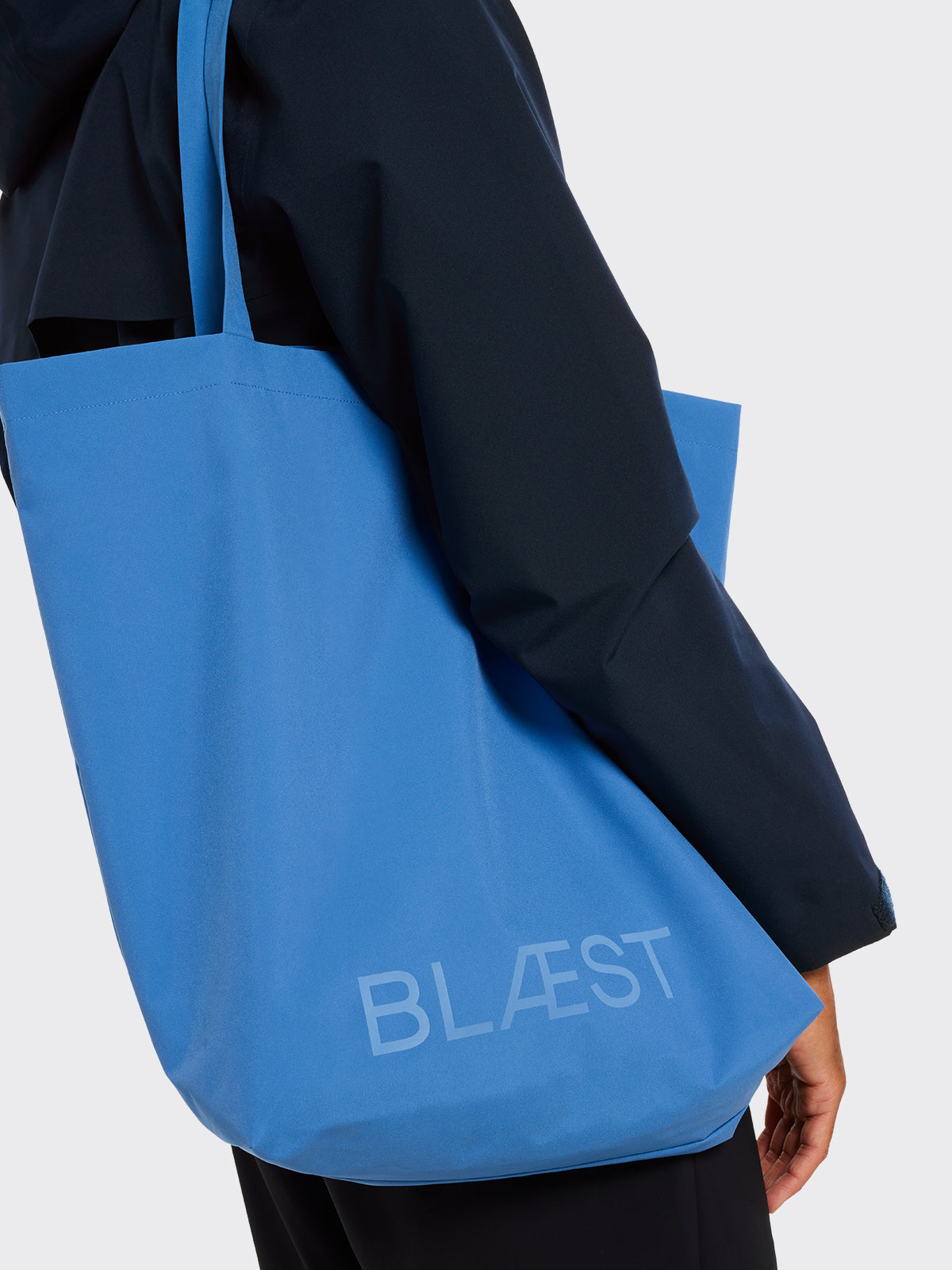 Moa tote bag from Blæst in Coronet Blue